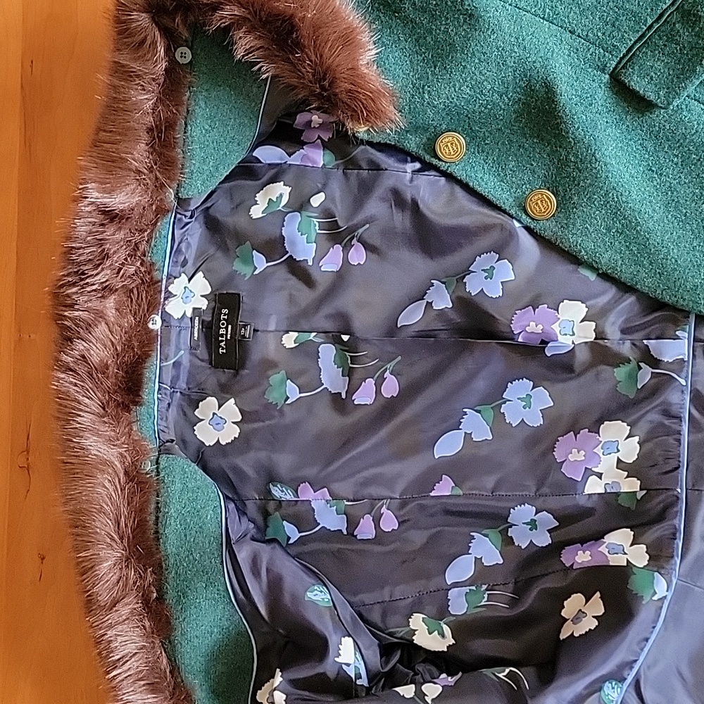 Talbots Dark Green Wool Jacket with Brown Faux Fur Collar - Picture 6 of 7